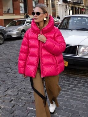 Herno Globe Fuchsia Down Puffer Jacket Size 44